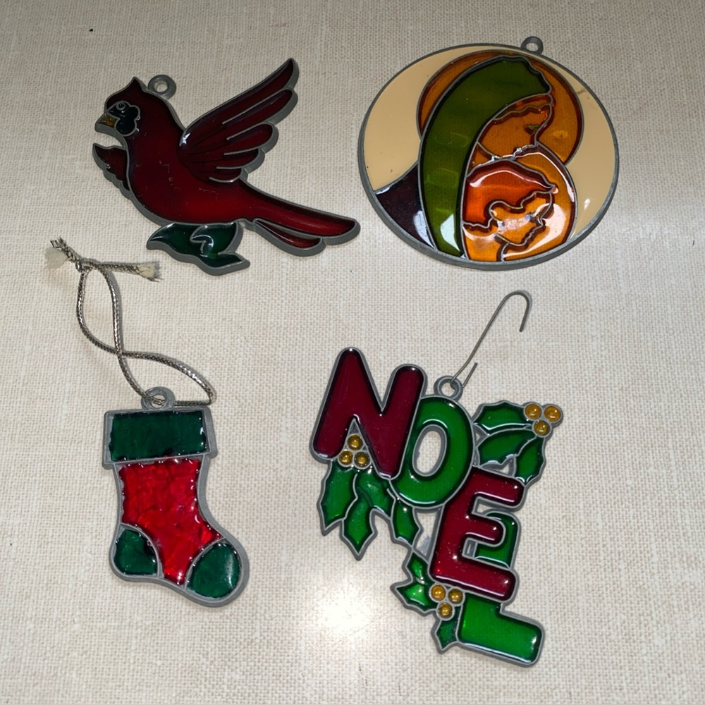 Vintage Lot 4 Faux Stain Glass Design Plastic Christmas Ornaments‎  Mary Bird